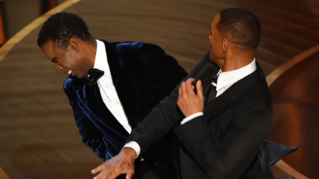 Chris Rock & Will Smith Ohrfeige Chris Rock & Will Smith Ohrfeige - Foto: ROBYN BECK/AFP via Getty Images