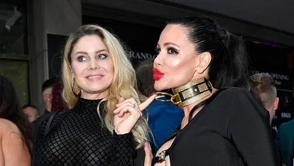Djamila Rowe und Yvonne Woelke